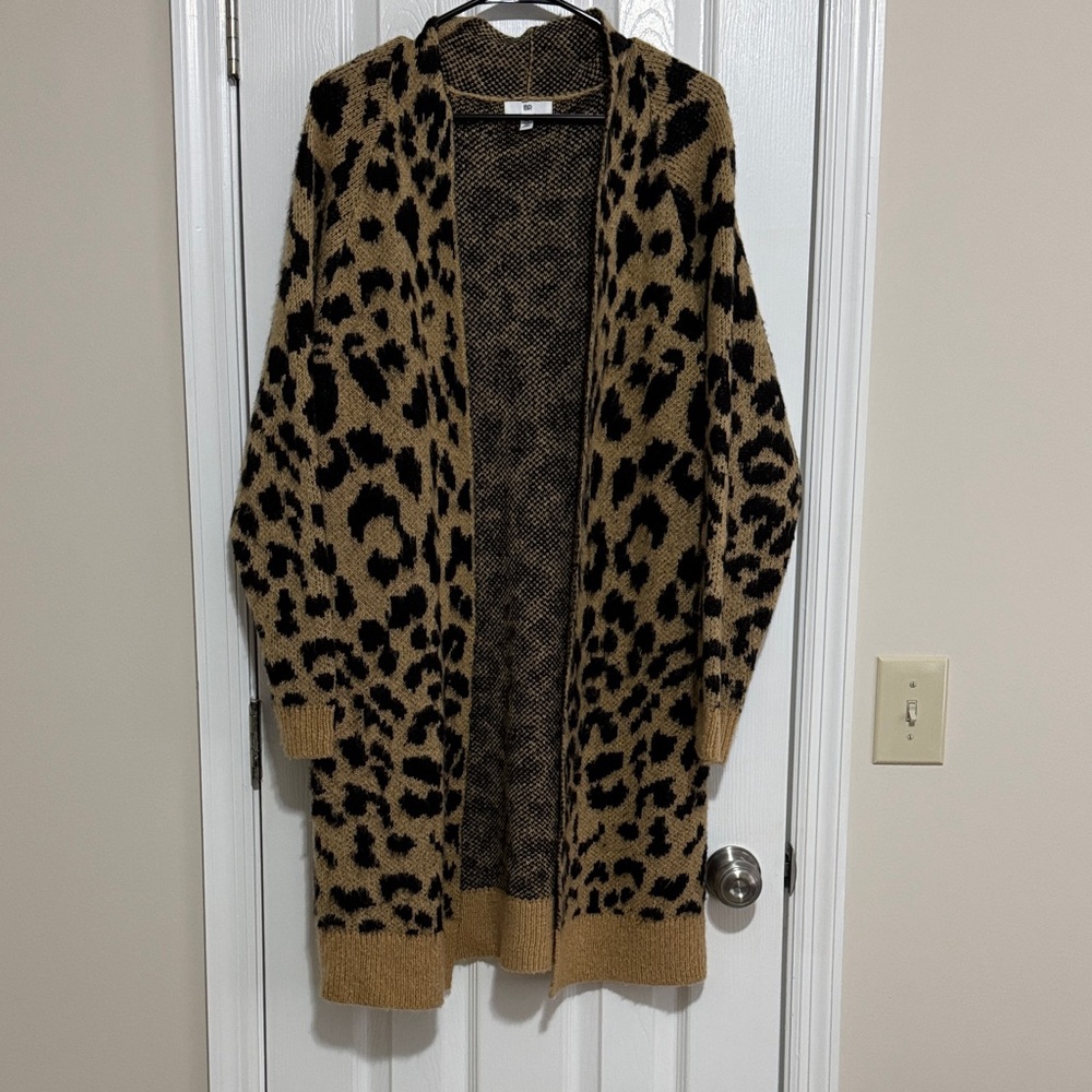 XL Leopard Patterned Cardigan Sweater